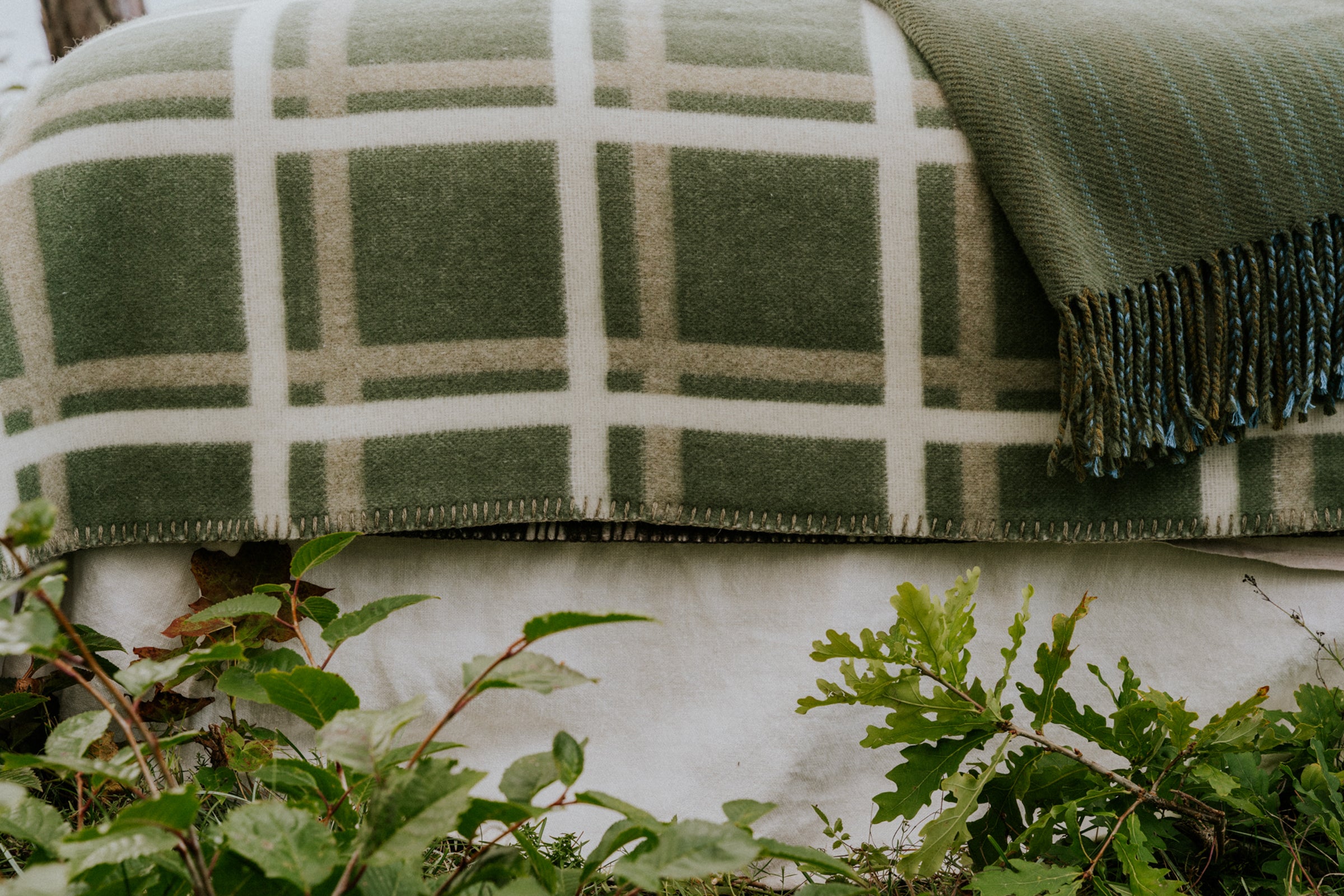 Sigvard Bernadotte Bedspread, Oliv